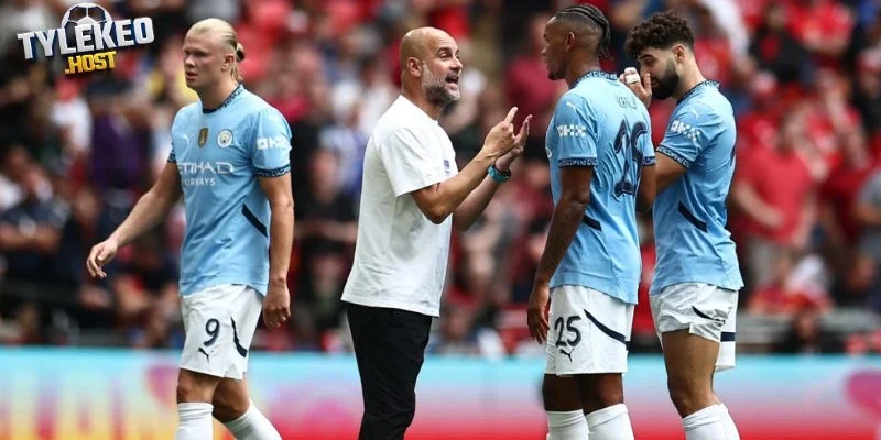 Arsenal đối mặt với áp lực tâm lý lớn