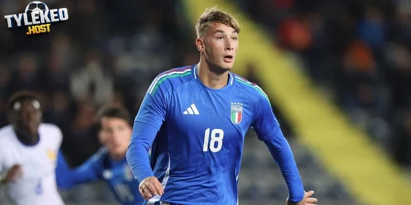 Các thông tin chuyển nhượng bên lề