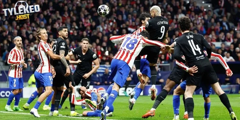 Tottenham phải thay đổi để tránh rớt hạng